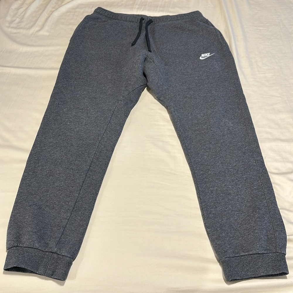 Nike, Size Medium, Grey